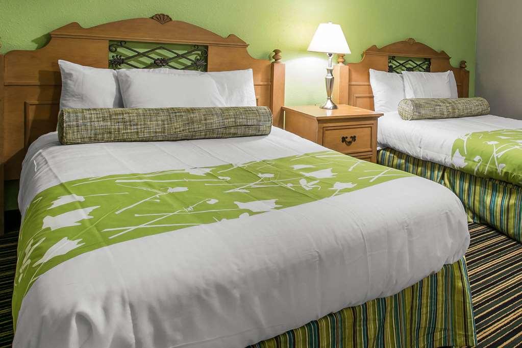 Rodeway Inn & Suites Winter Haven Chain Of Lakes Rum bild