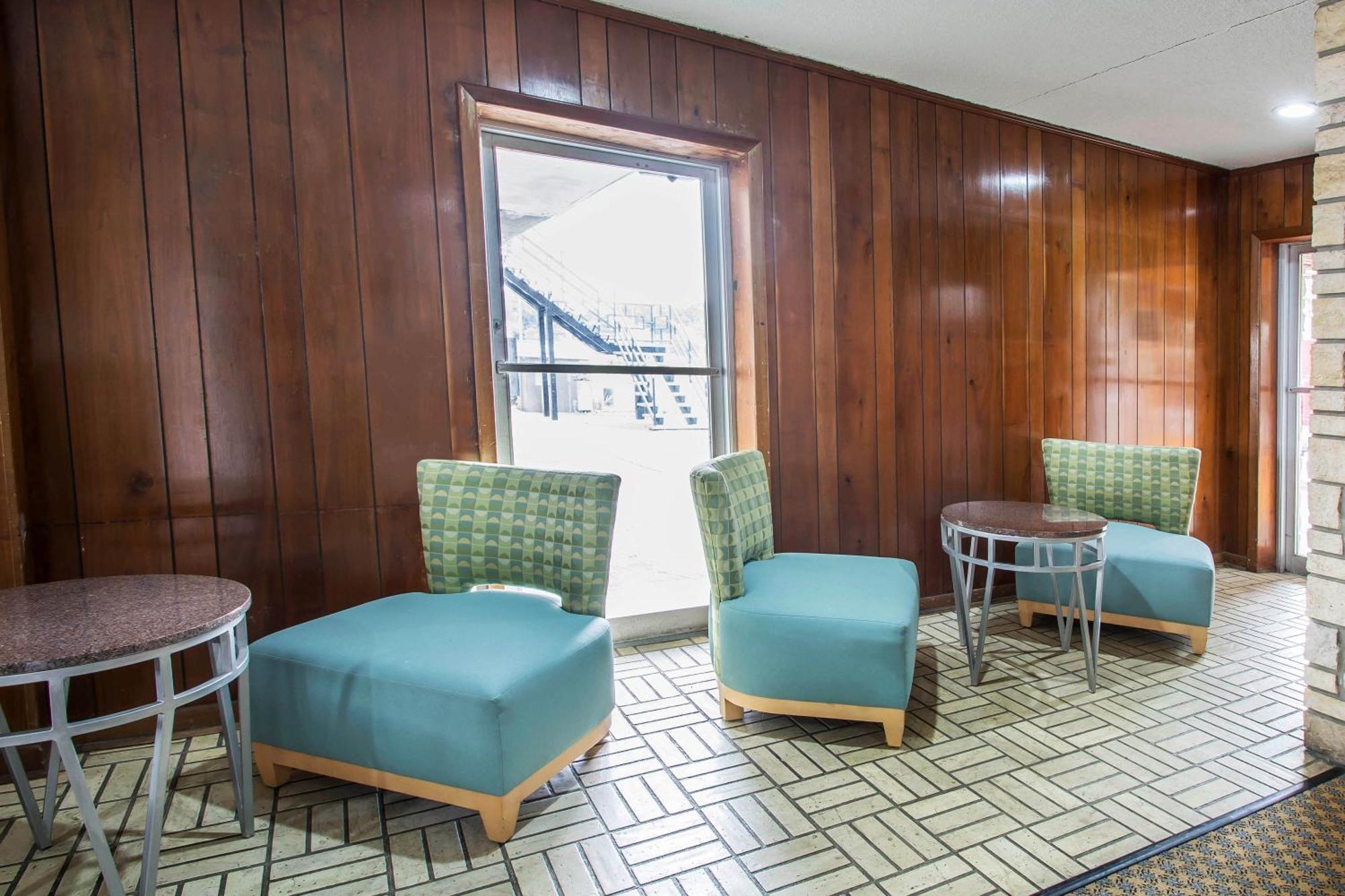 Rodeway Inn & Suites Winter Haven Chain Of Lakes Exteriör bild